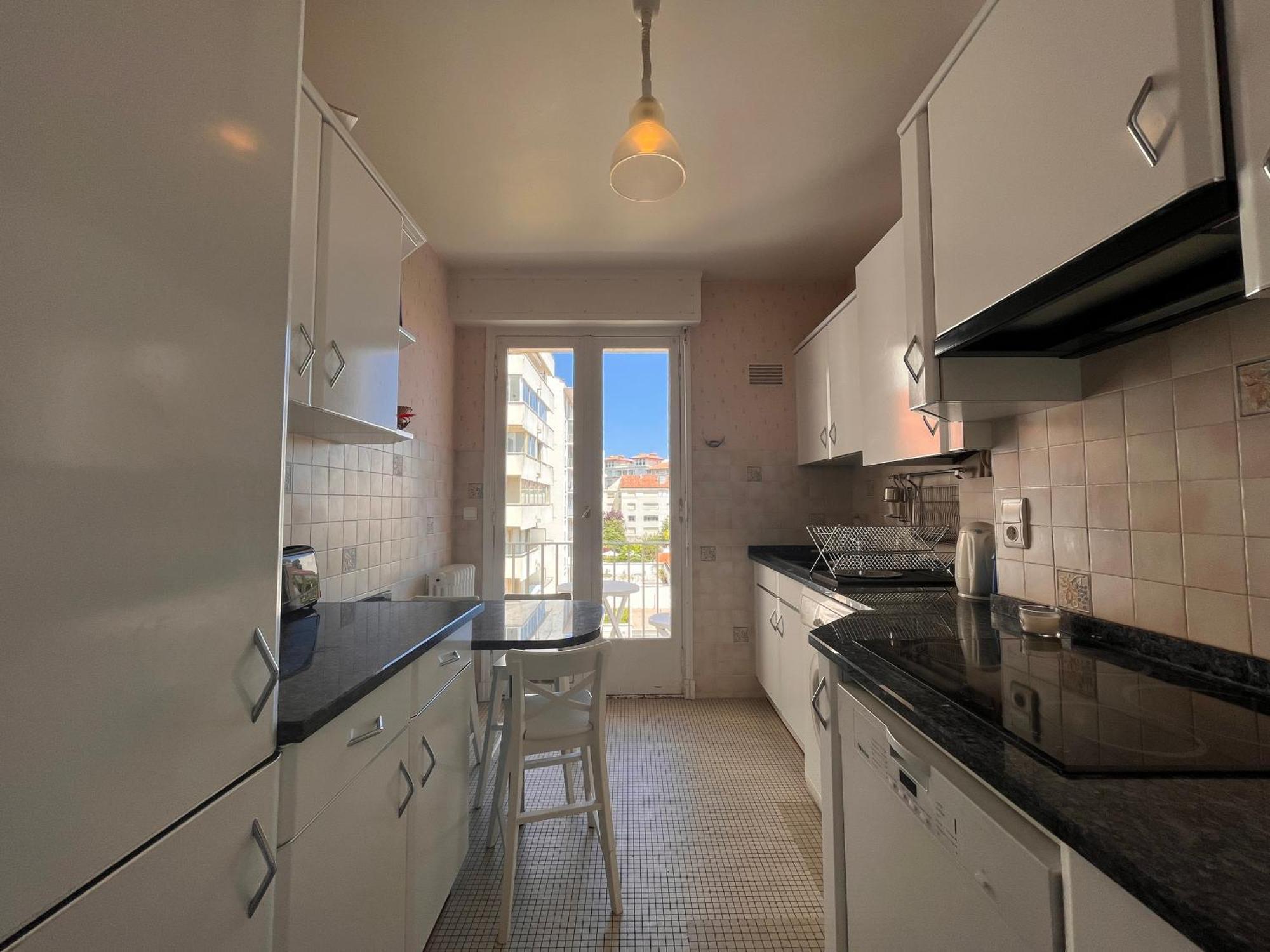 Appartement Lumineux, Proche Plage, Balcon, Parking, Wifi - Fr-1-239-962 Saint-Jean-de-Luz Exterior foto